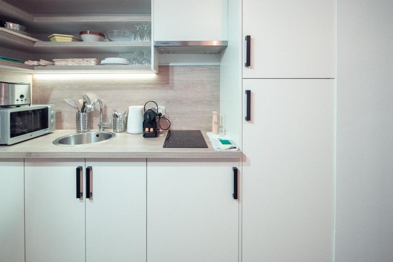 Chez Jean - Beautiful Renovated Studio - Cordeliers Лион Экстерьер фото