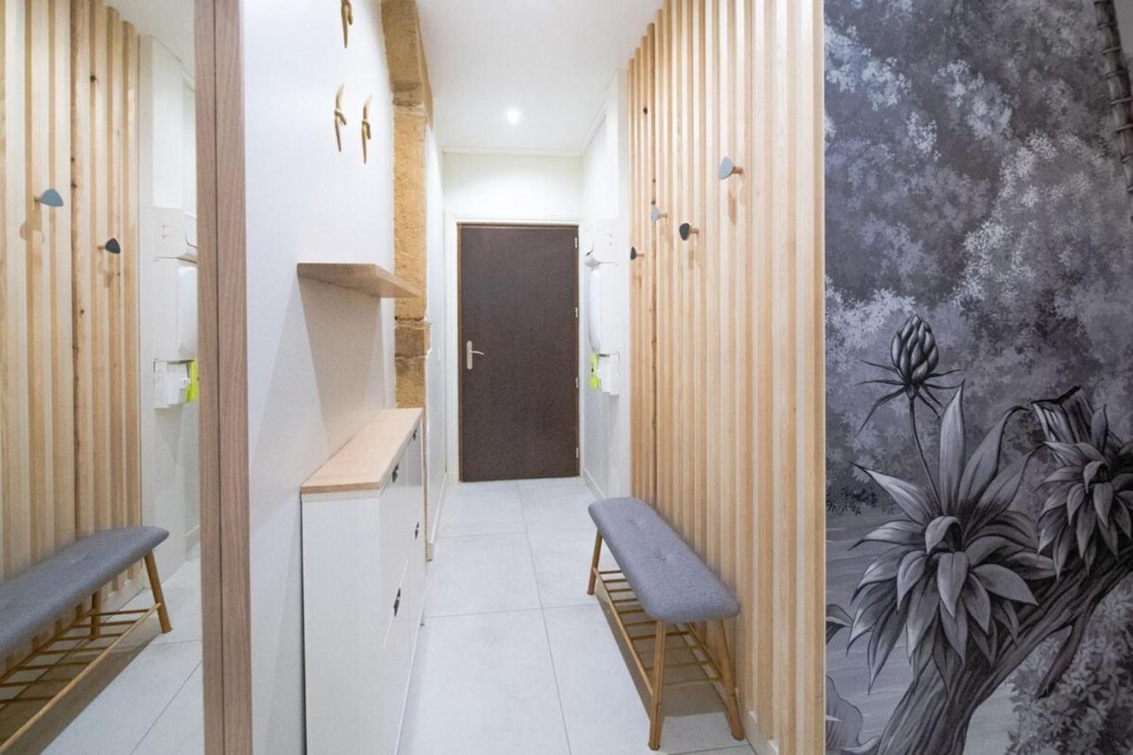 Chez Jean - Beautiful Renovated Studio - Cordeliers Лион Экстерьер фото